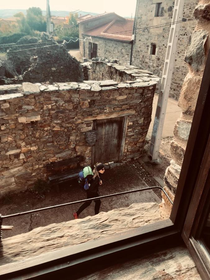 The Stone Boat Guesthouse For Pilgrims Rabanal del Camino Exterior photo